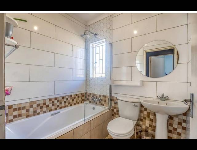 2 BEDROOM HOUSE FOR SALE IN KYA SANDS